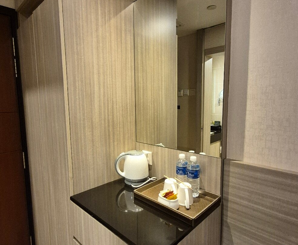 新山V8酒店主图