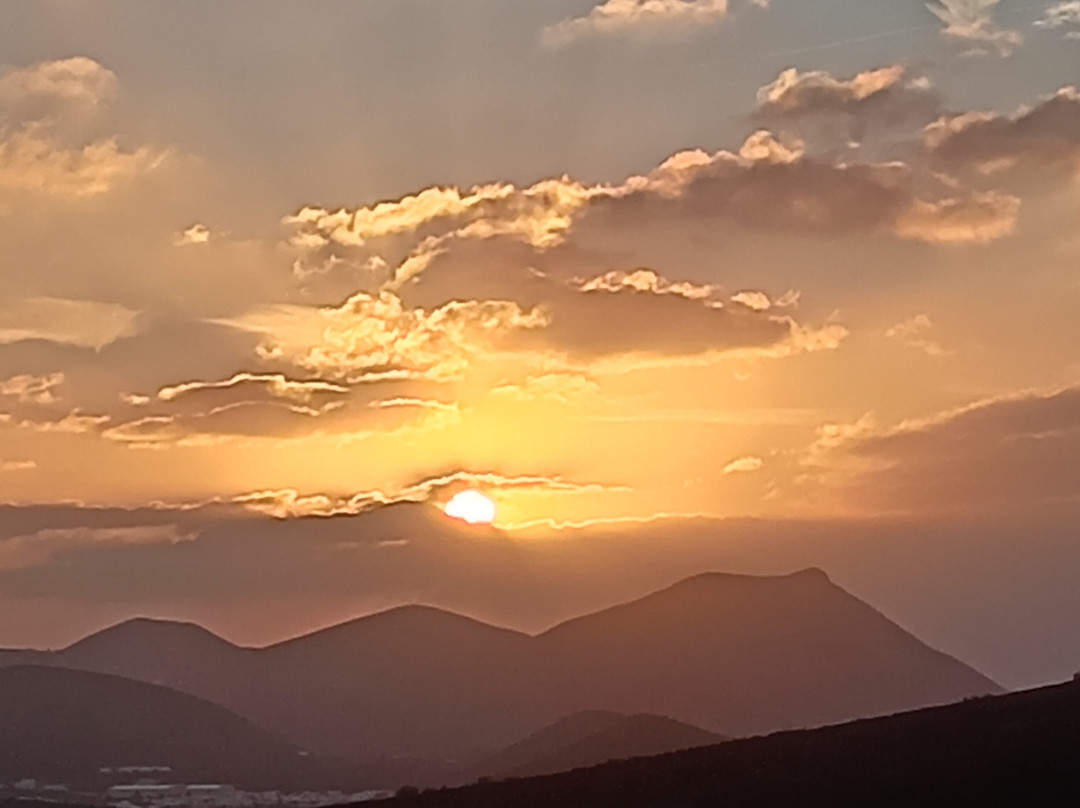 Wine Tours Lanzarote-卡门港必去景点