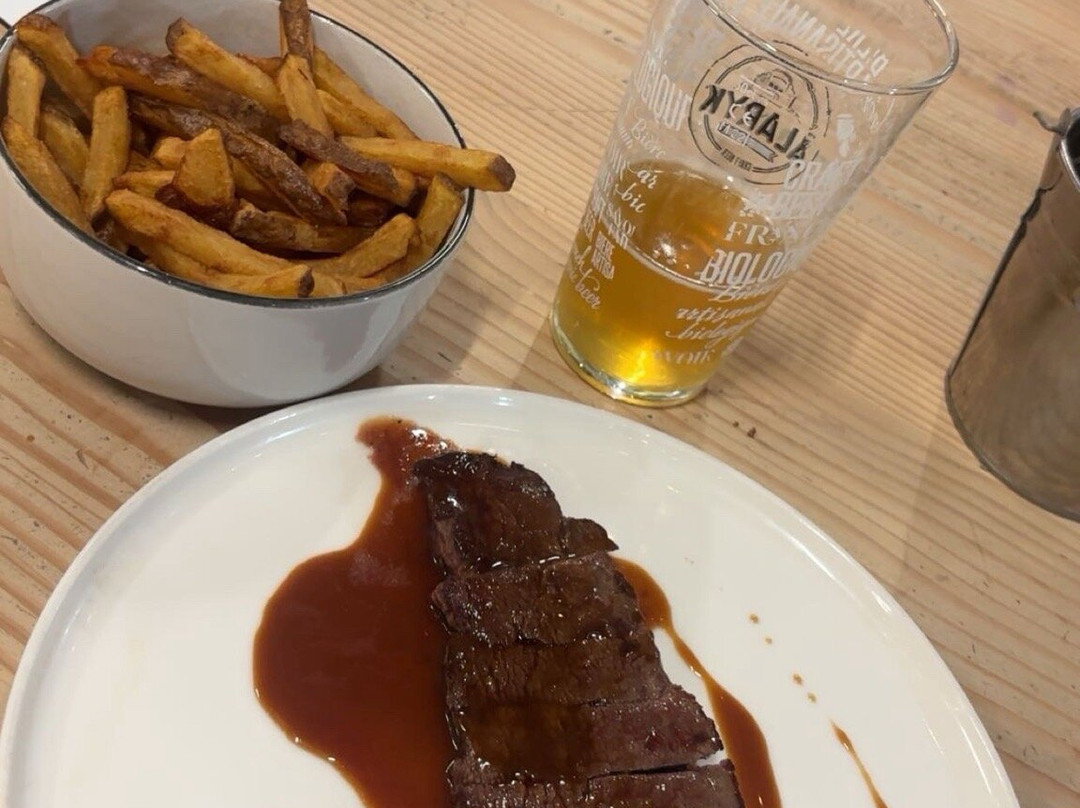 Les Tables Paysannes