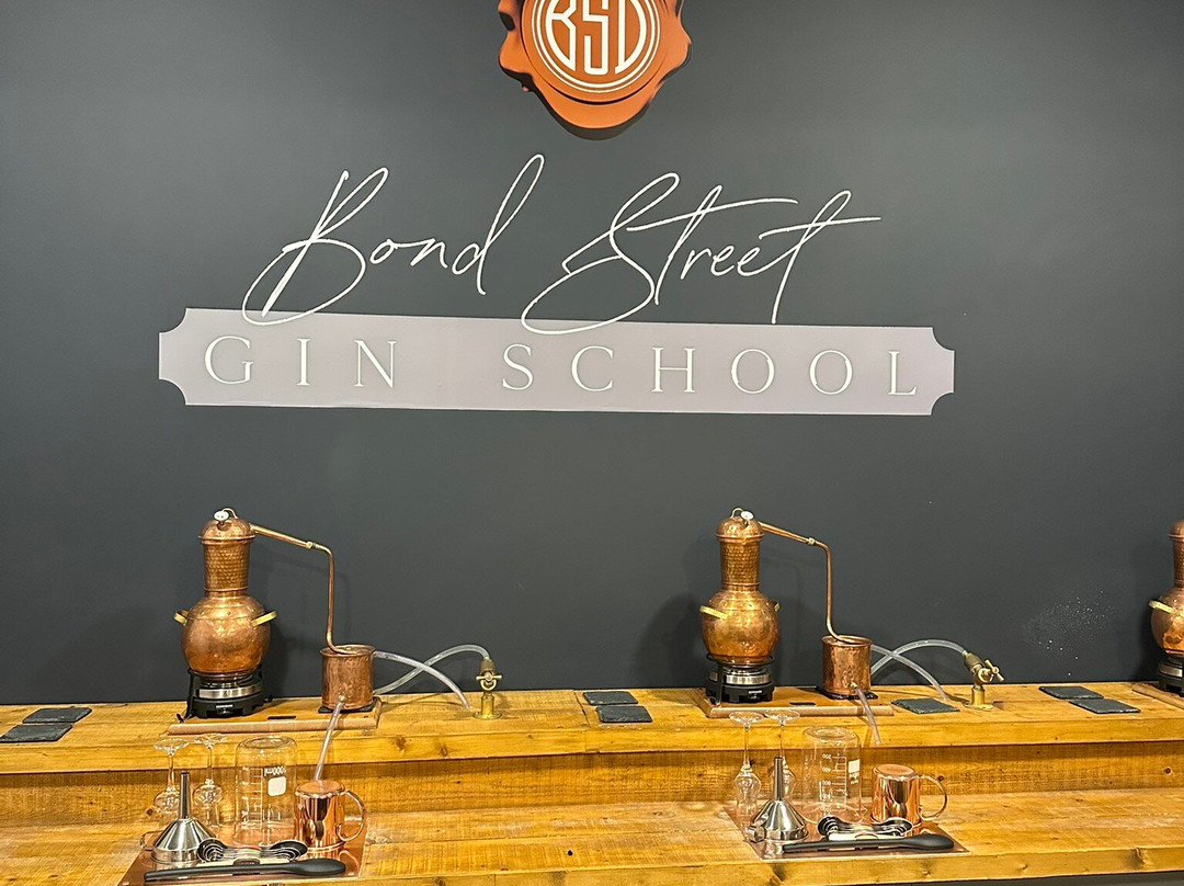 Bond Street Distillery-欣克利必去景点