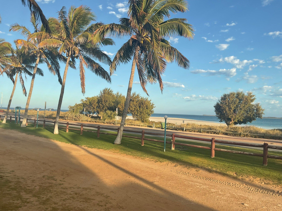 Coral Bay Beach-珊瑚湾必去景点
