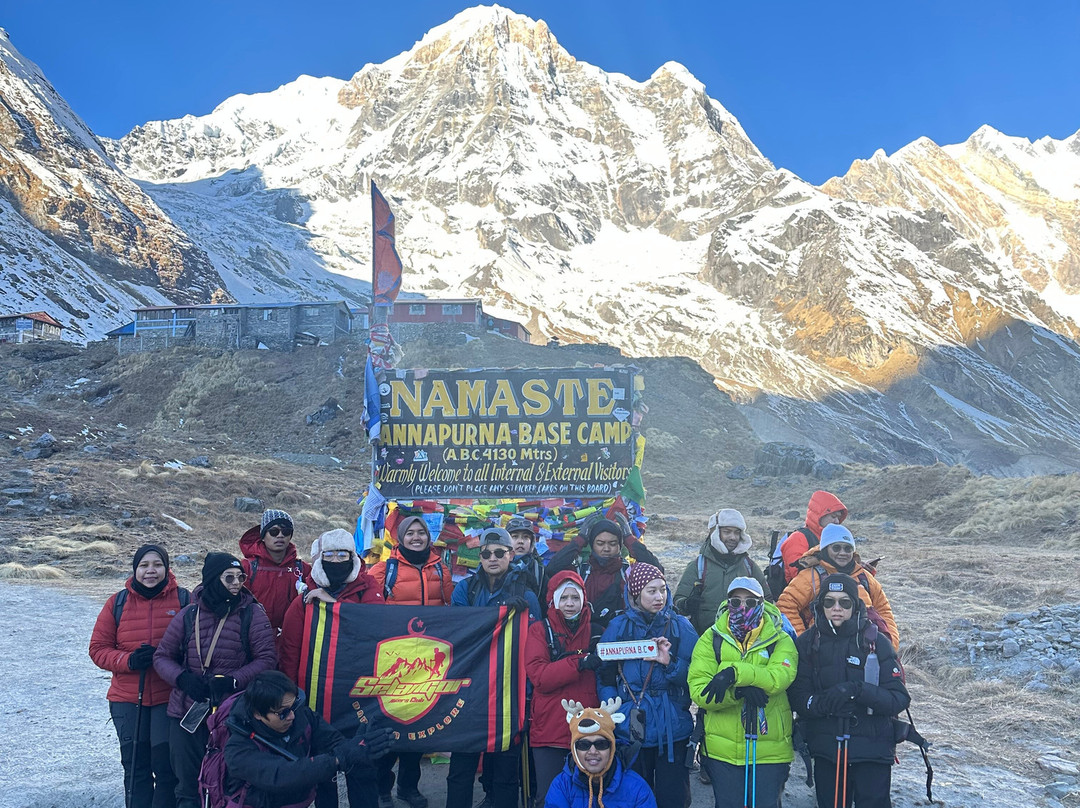 Mountain World Treks - Day Tours-加德满都必去景点