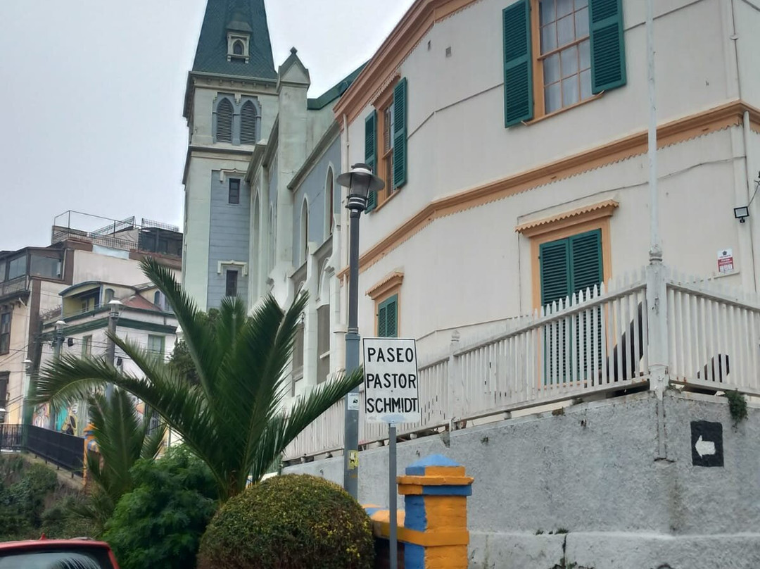 Iglesia Luterana de La Santa Cruz de Valparaíso-瓦尔帕莱索必去景点