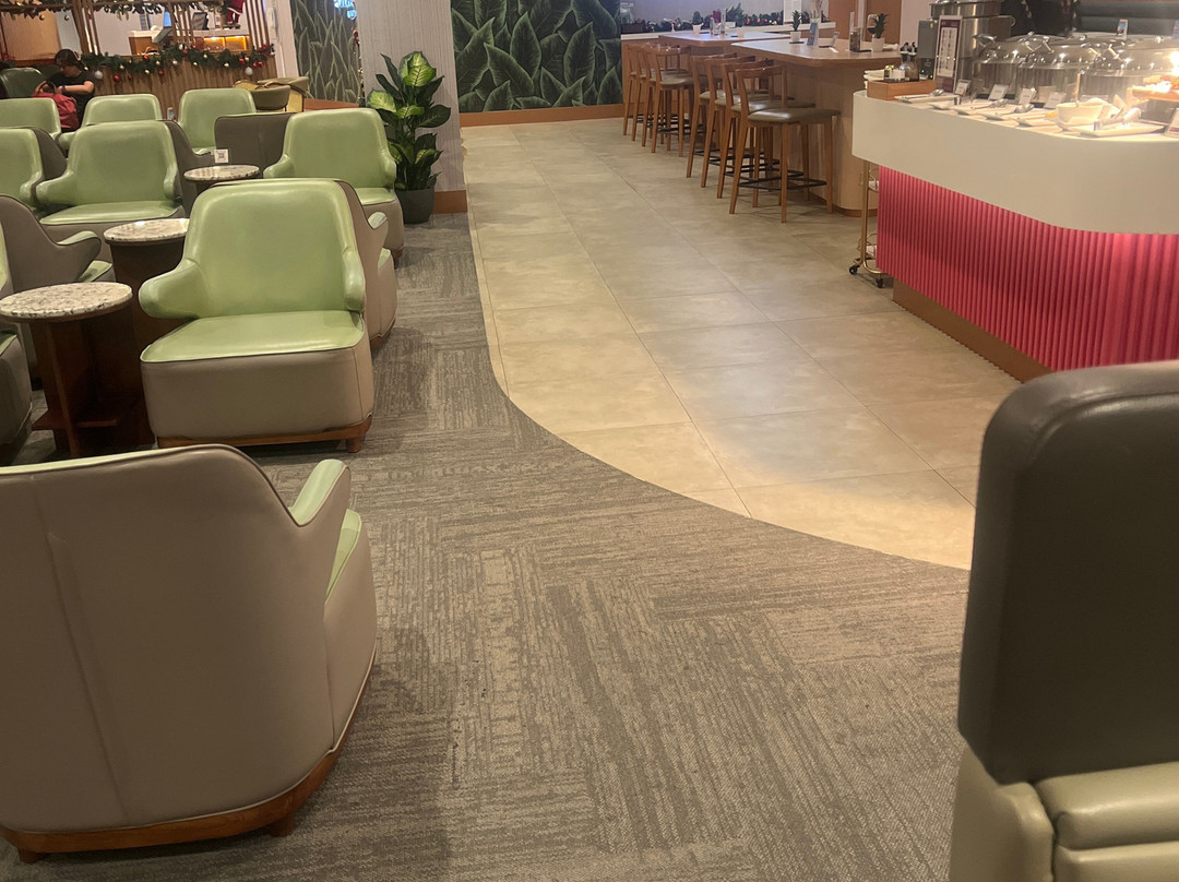 Plaza Premium Lounge (Departures, Terminal 2)-克拉克自由港区必去景点