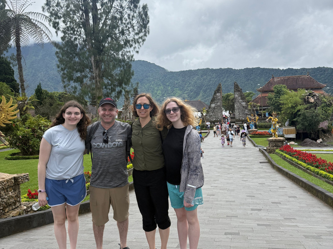 Bli Gojink Bali Professional Bali Driver-新加拉惹必去景点