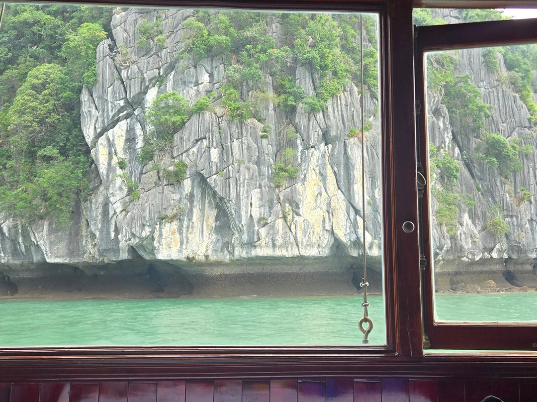 Cat Ba Ocean Cruises-下龙湾必去景点