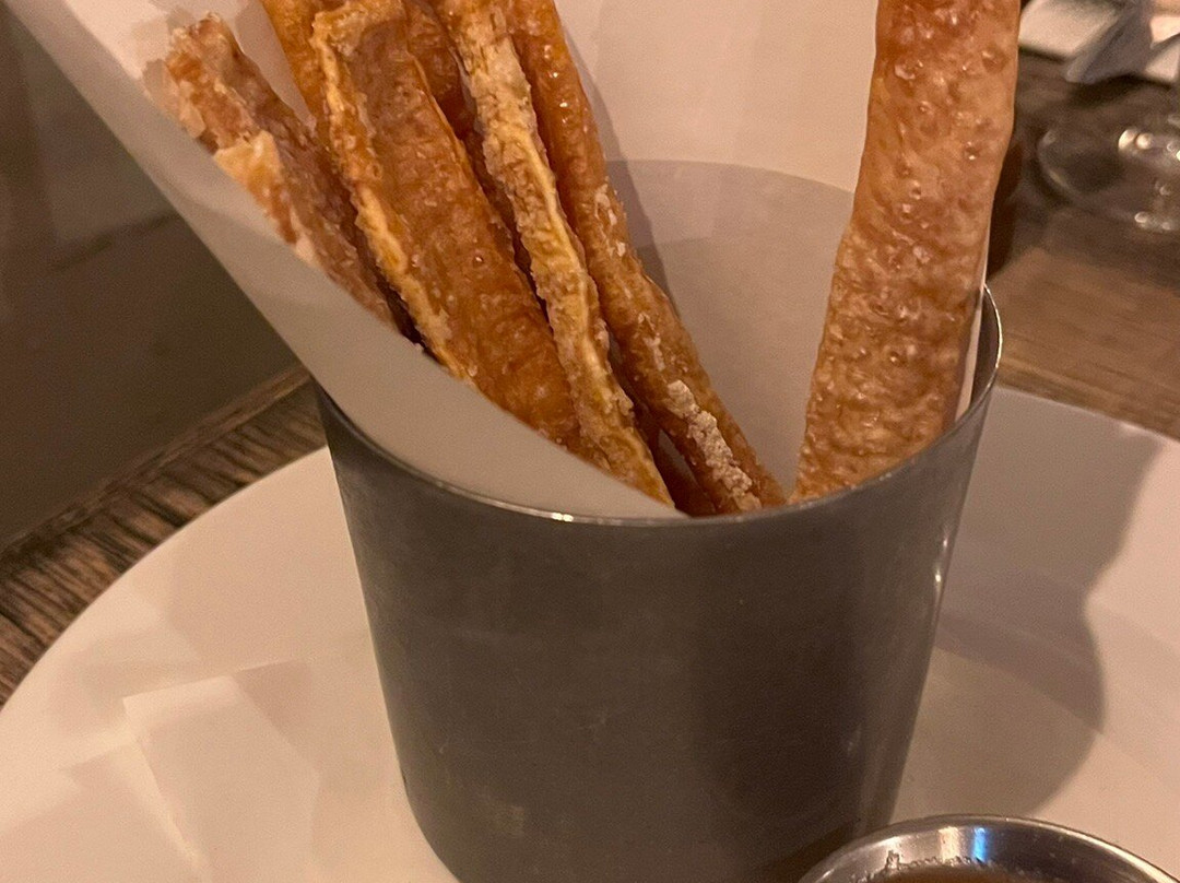 The Woolpack Hotel主图