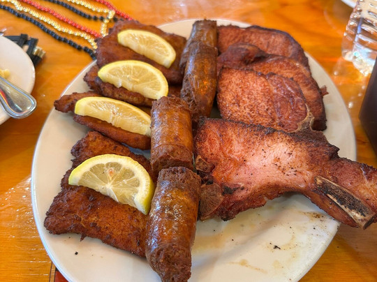 Helen & Back Food Tours-海伦必去景点