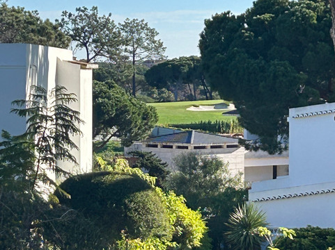 Four Seasons Country Club主图