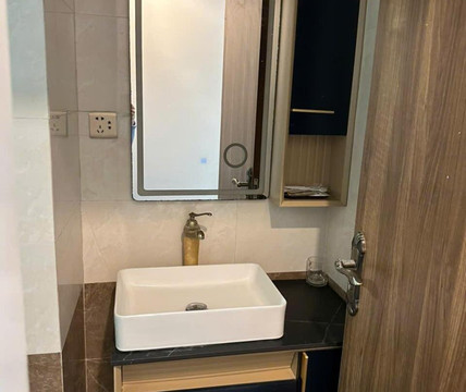 Royal hotel & apartment