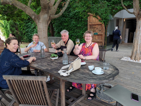 Woober Shuttles, Transfers & Tours-乔治必去景点