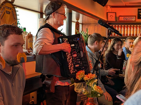 Schrobbelèr-蒂尔堡必去景点