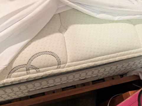 湖泊保护区公寓主图