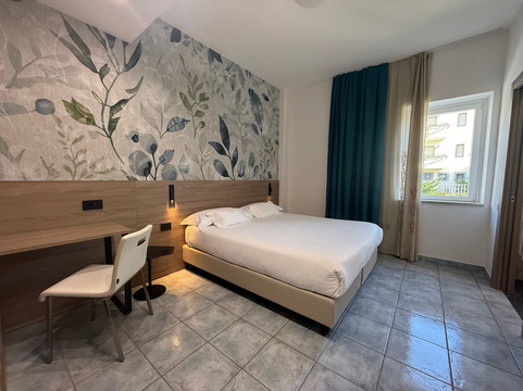 马伊乌里酒店主图