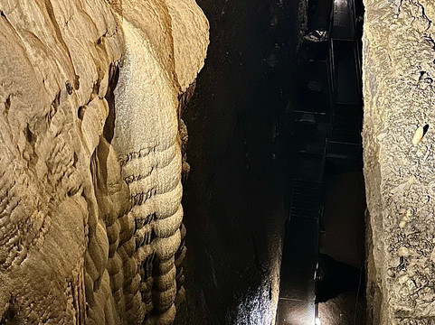 Grottes de Hotton-Hotton必去景点