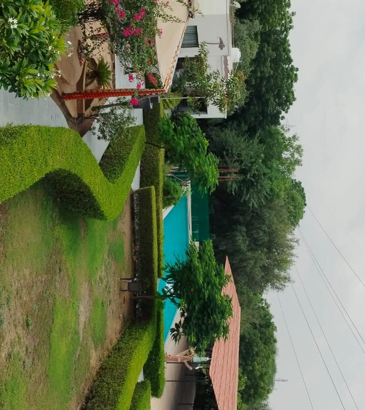 异国度假村主图