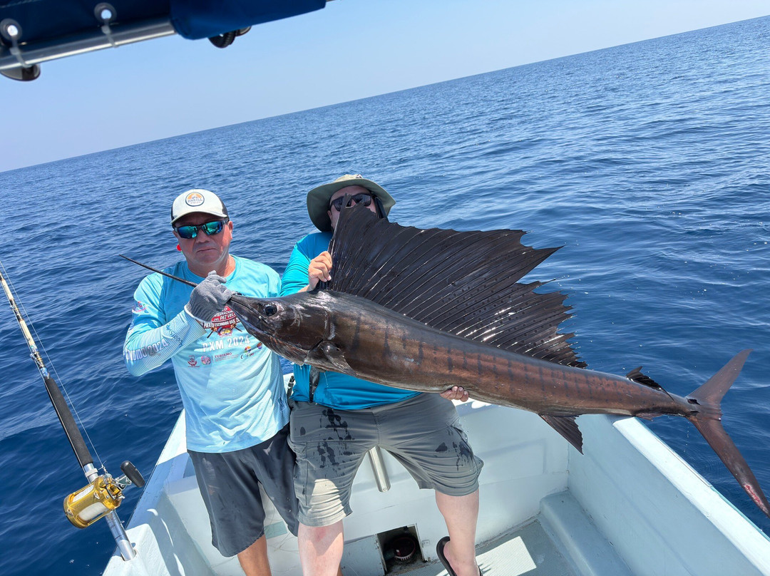 Fishing With Tico Huatulco-Crucecita必去景点