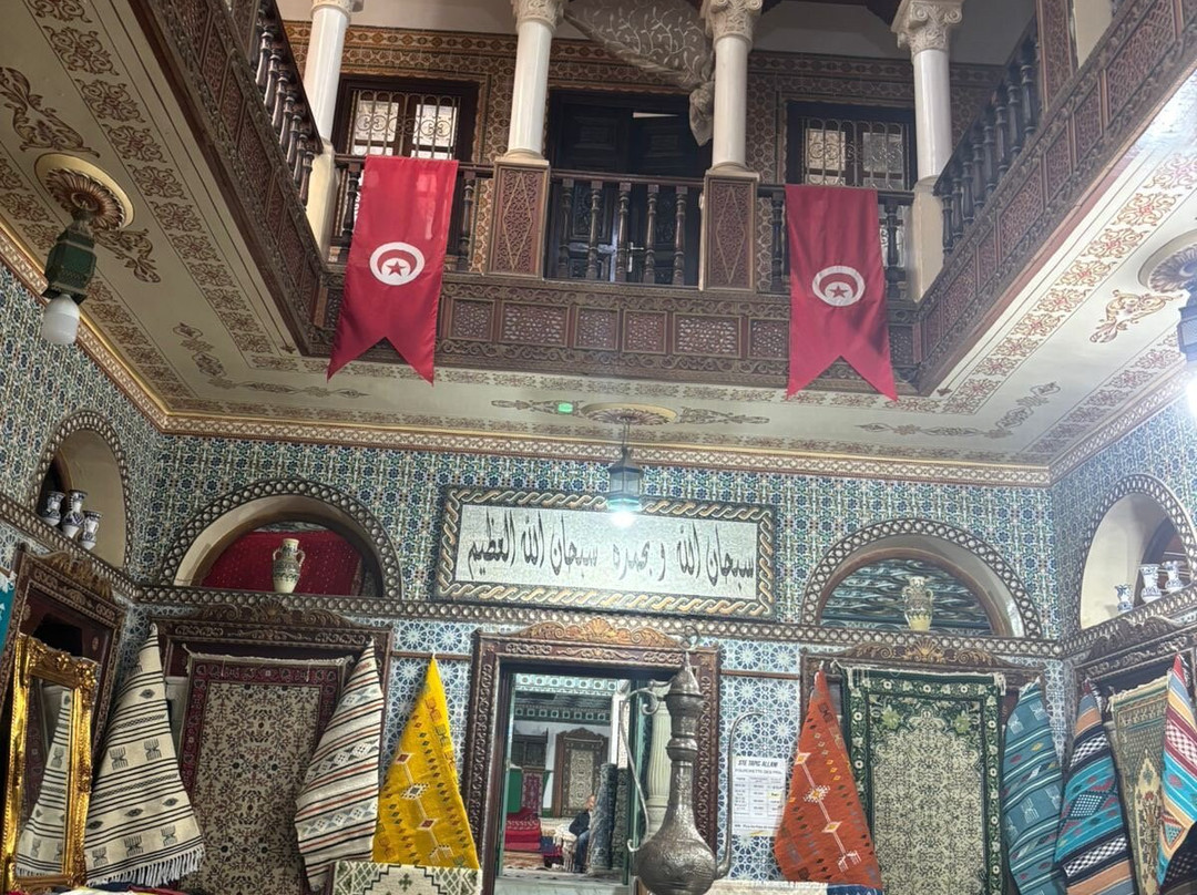 达哈辛阿拉尼酒店主图