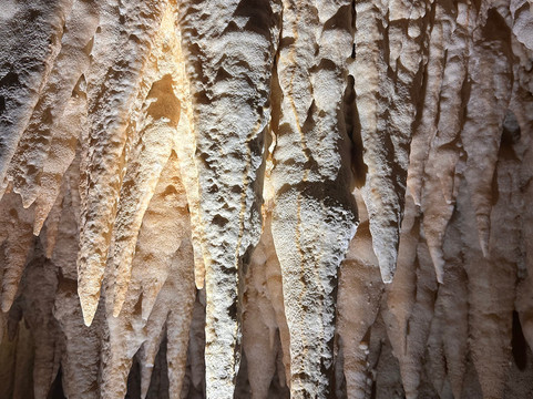 Cayman Crystal Caves-大开曼岛必去景点