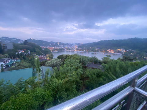 Green Eye Lanka-Pugoda必去景点