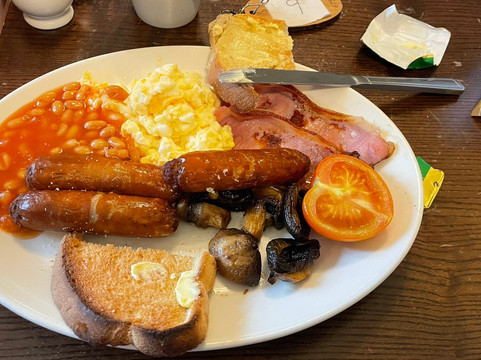 布伦特伍德酒店 - 格林国王旅馆主图