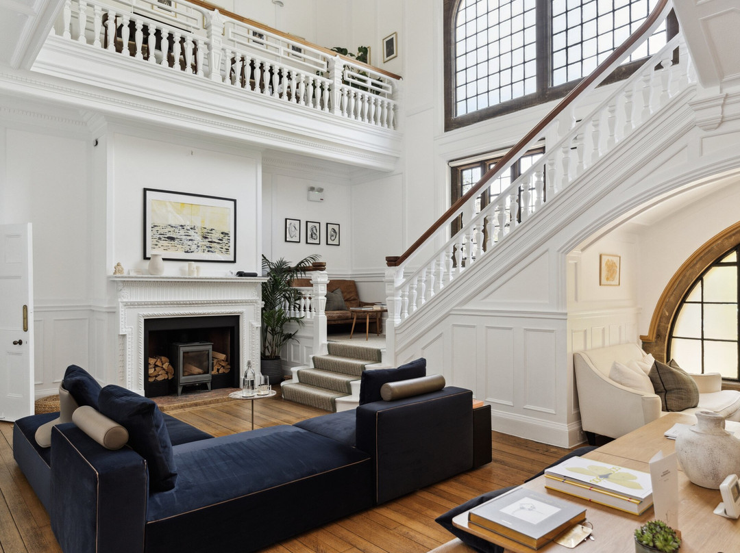 河流艺术俱乐部酒店主图