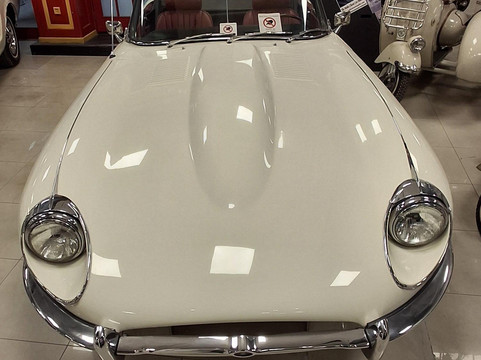 马耳他古董车收藏博物馆-卡拉必去景点