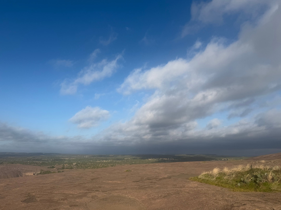 Enchanted Rock State Natural Area-弗雷德里克斯堡必去景点