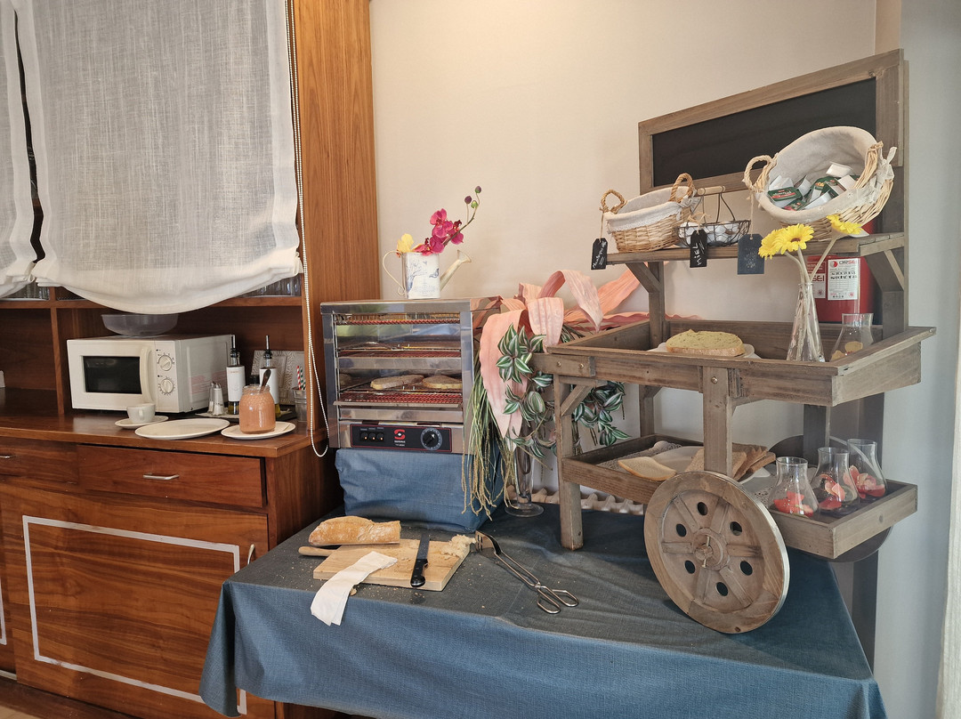 米耶拉酒店主图