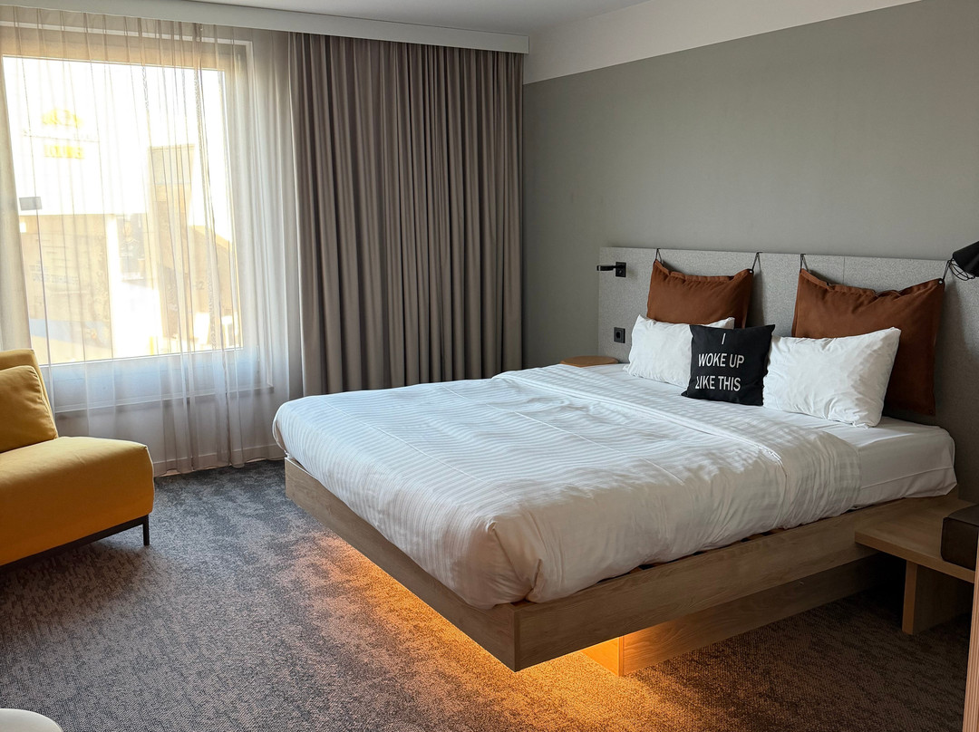 波鸿Moxy酒店主图