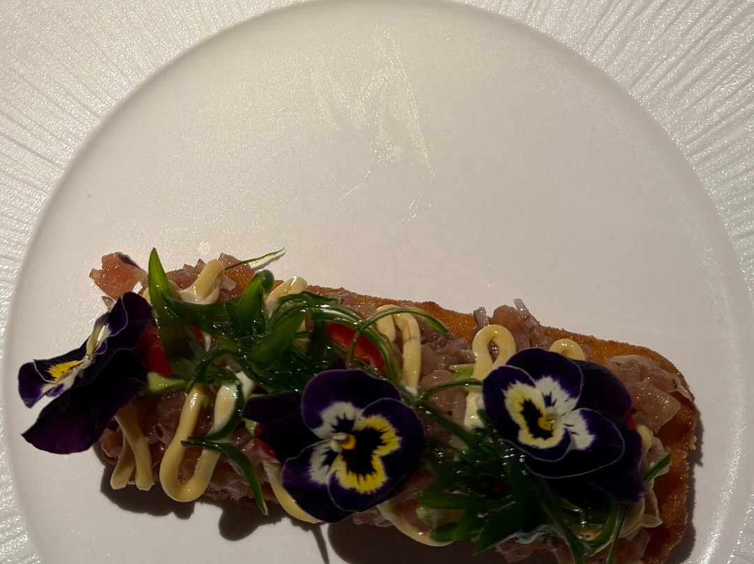 阿斯科特大酒店主图