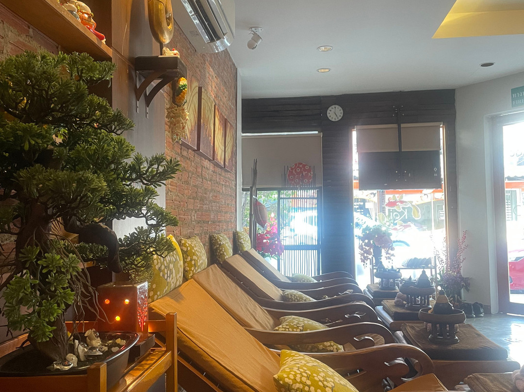 白沙滩按摩spa-华欣必去景点