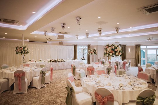 柯玛尔和金斯帕酒店-旅行者