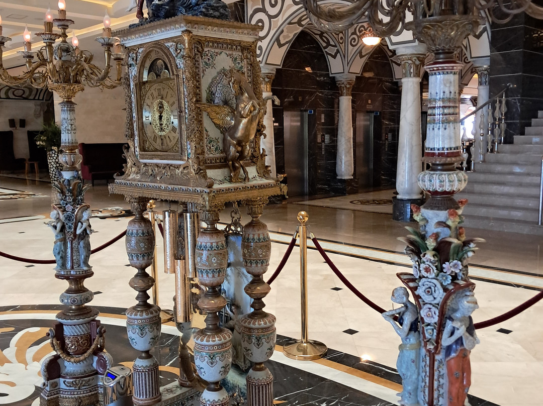 皇家假日宫酒店主图