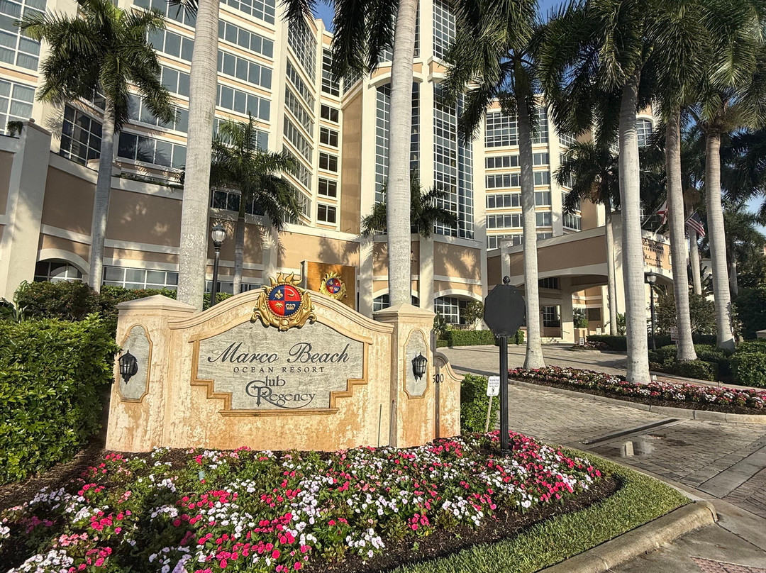 马可海滨度假酒店主图