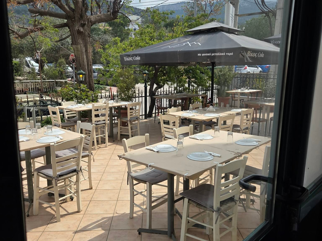 O Vrachos Taverna Mezedepoleio