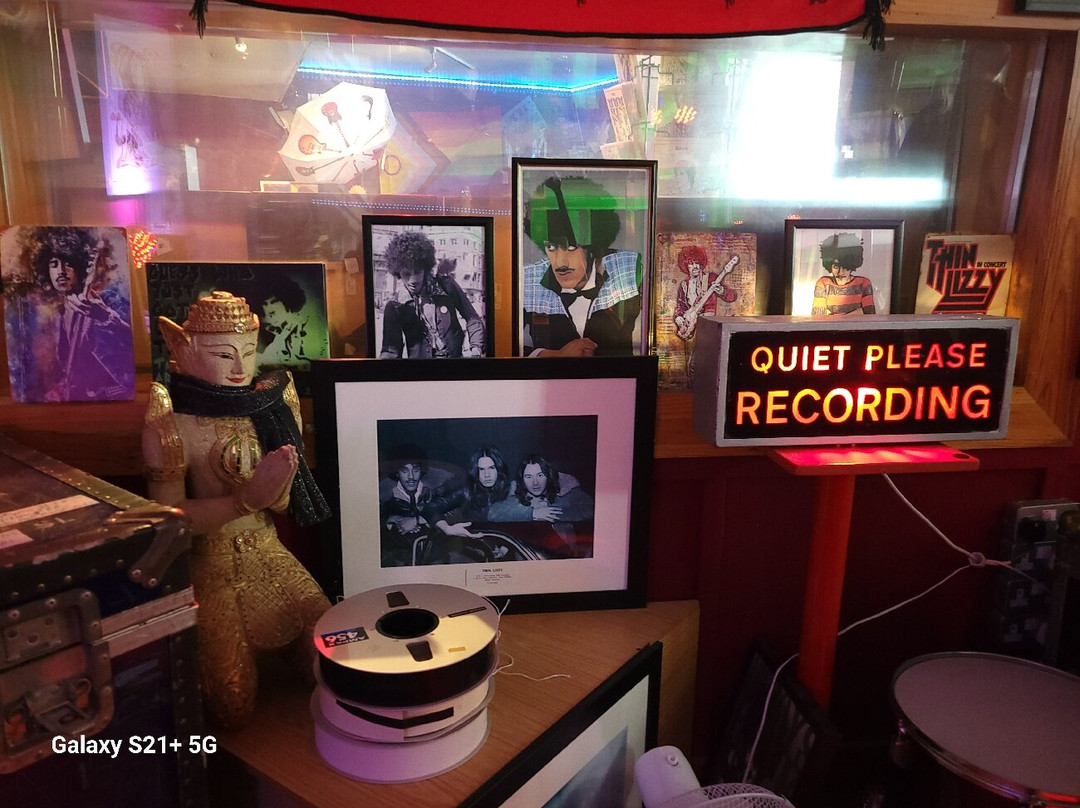 The Irish  Rock 'N' Roll Museum Experience-都柏林必去景点