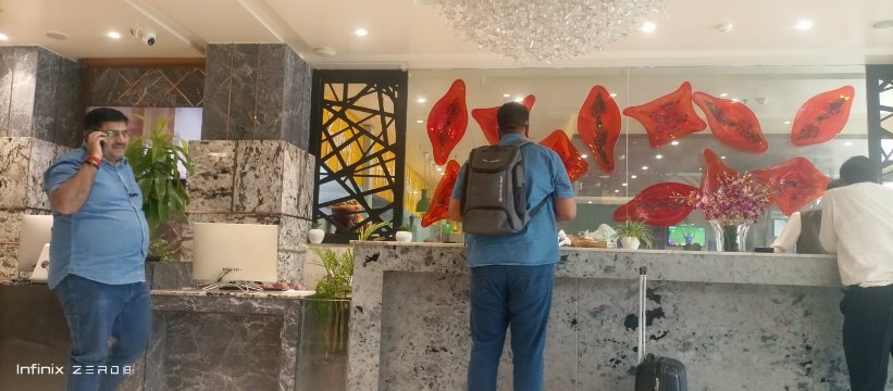 帕纳凯酒店-旅行者
