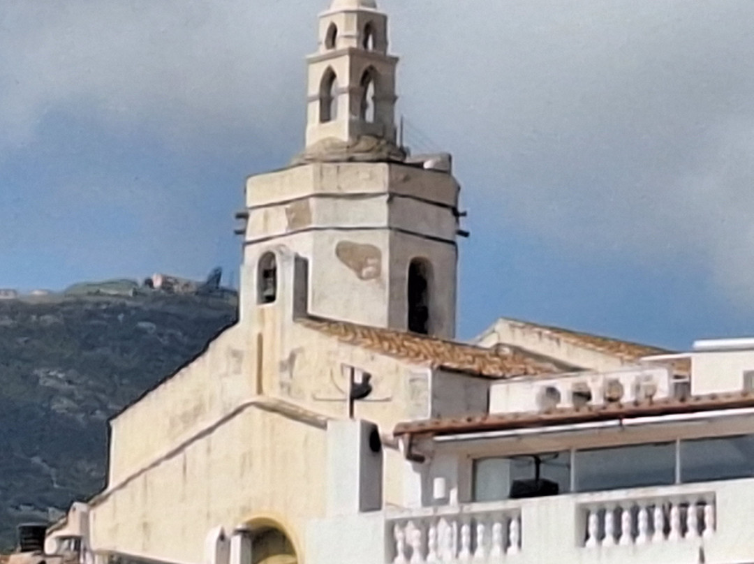 Esglesia de Santa Maria-卡达克斯必去景点