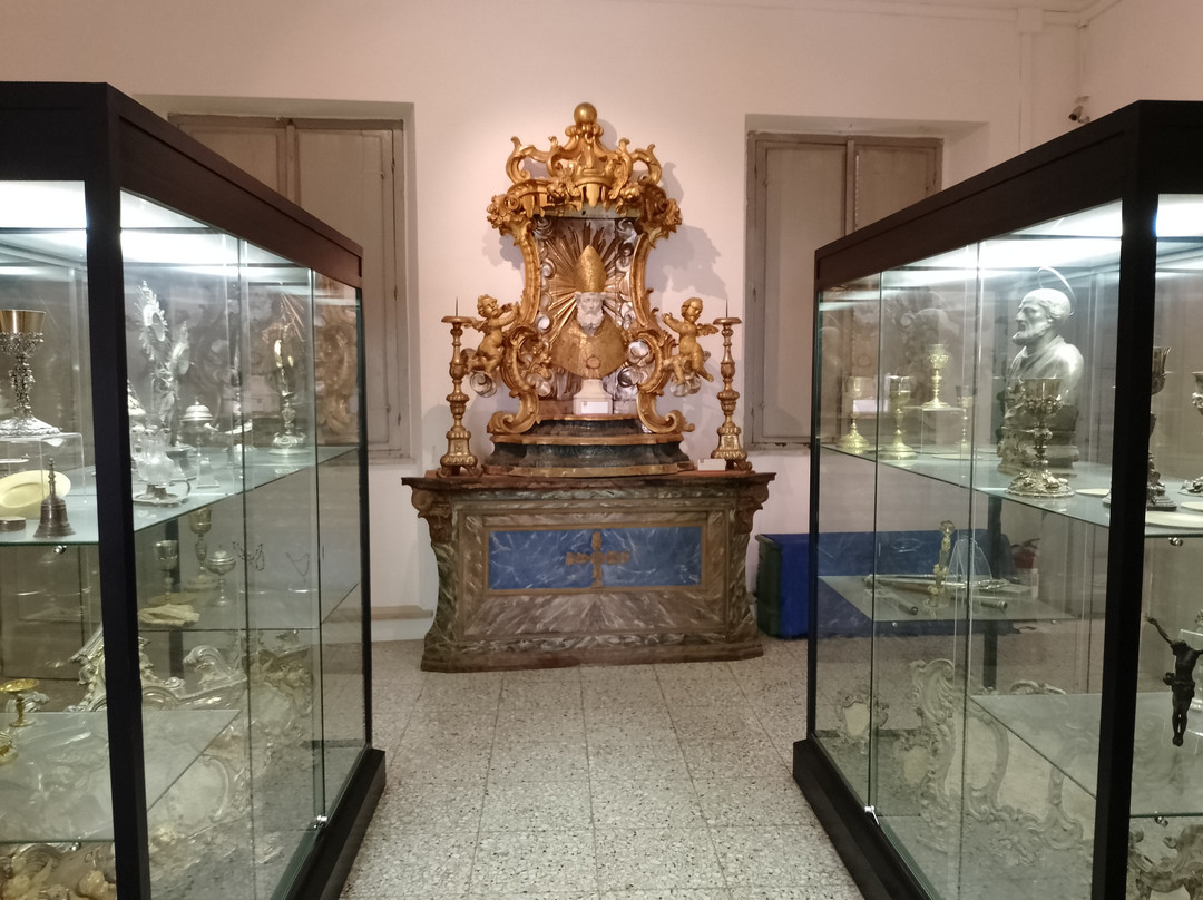 Museo Leonardi-Urbania必去景点