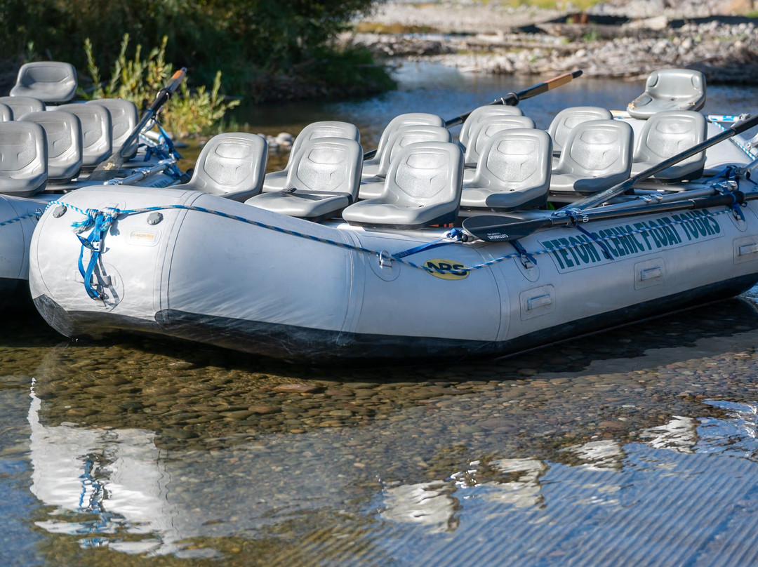 Teton Scenic Float Tours-威尔逊必去景点