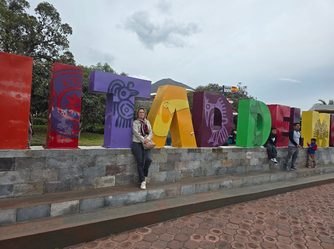 Mitad Del Mundo-皮钦查省 圣安东尼奥镇必去景点