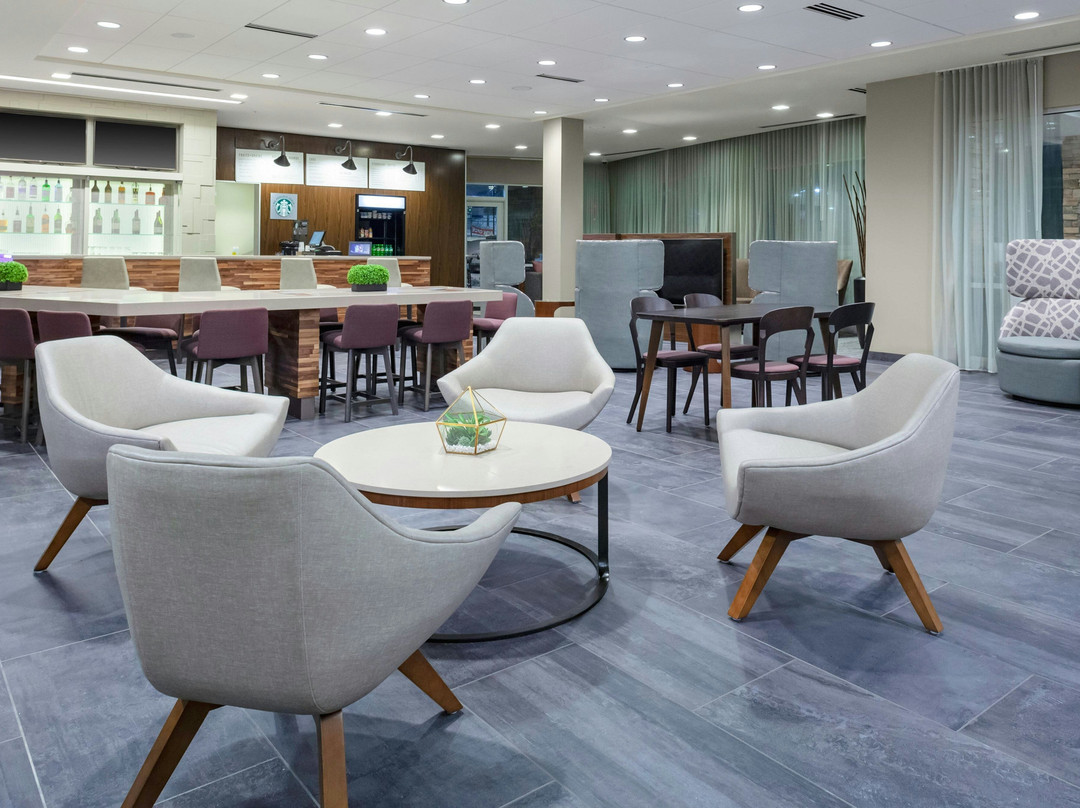 Des Peres酒店住宿-Courtyard By Marriott St. Louis West County