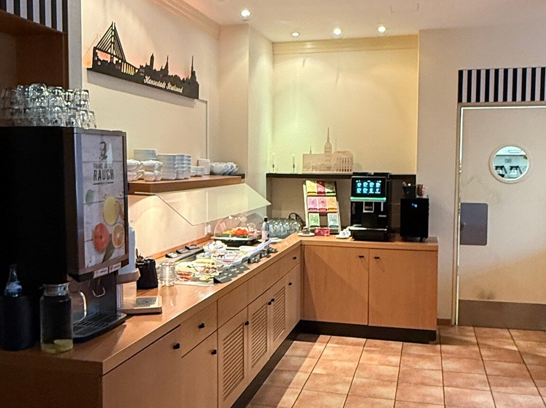 伽格菲斯汀格酒店主图