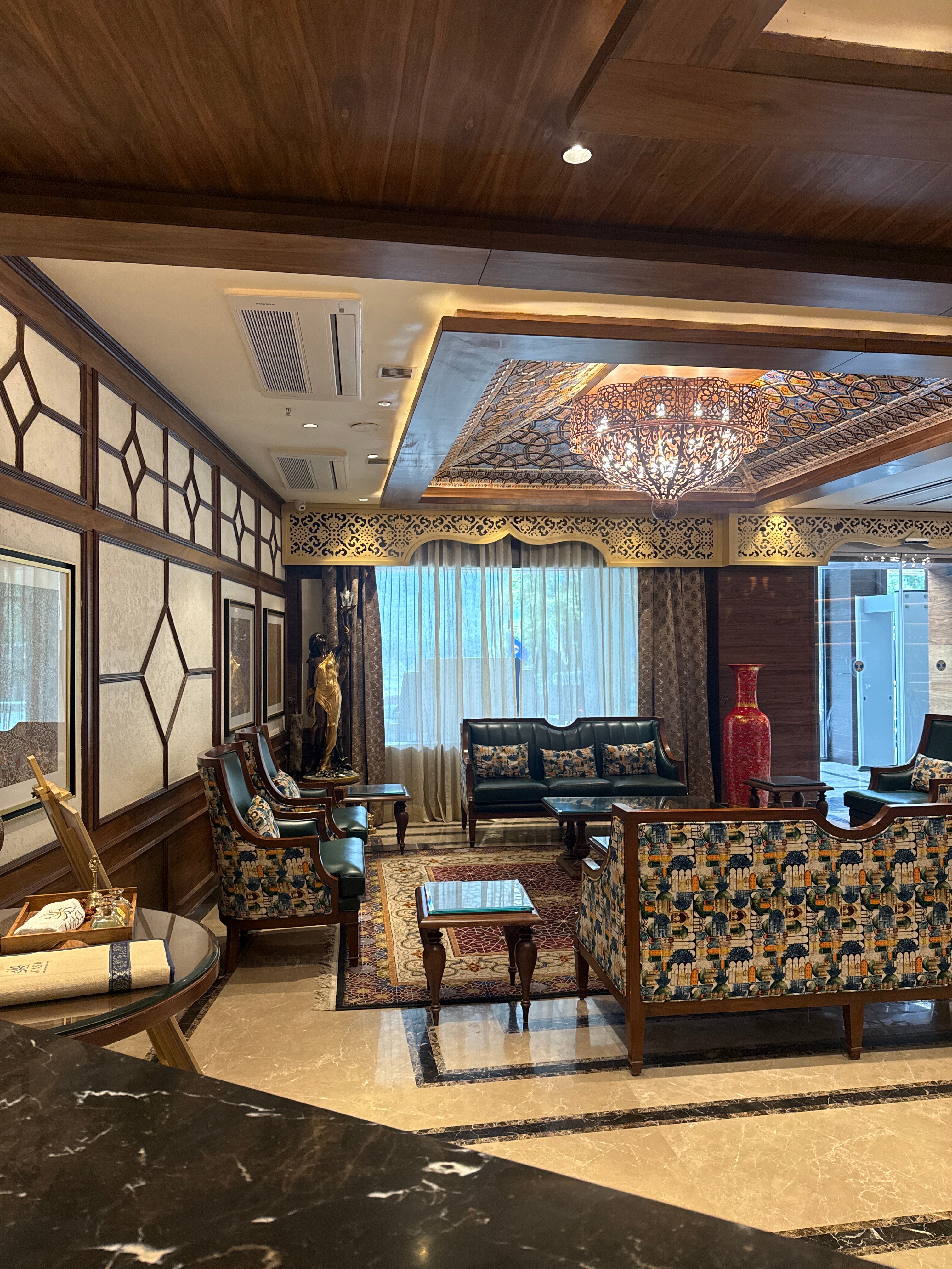 Hotel Hill Top Pahalgam-旅行者