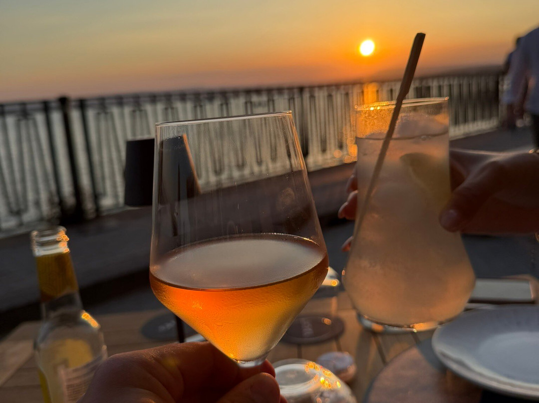 Yacht Dining Destination
