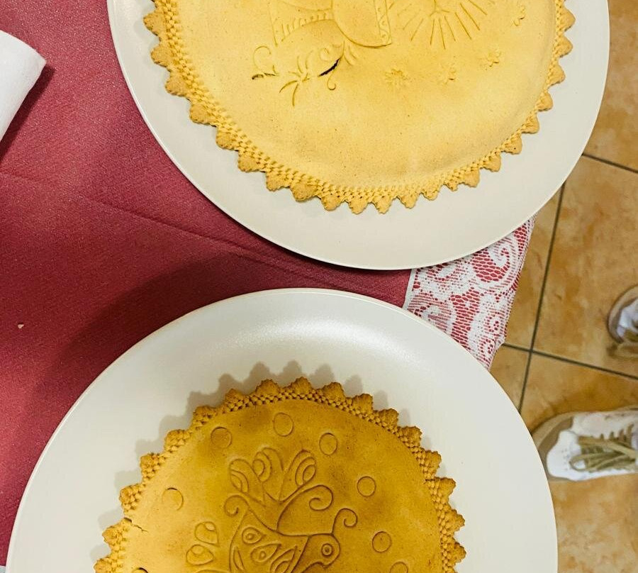 比的洛萨酒店主图