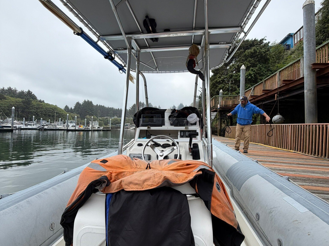 Whale Research EcoExcursions-Depoe Bay必去景点