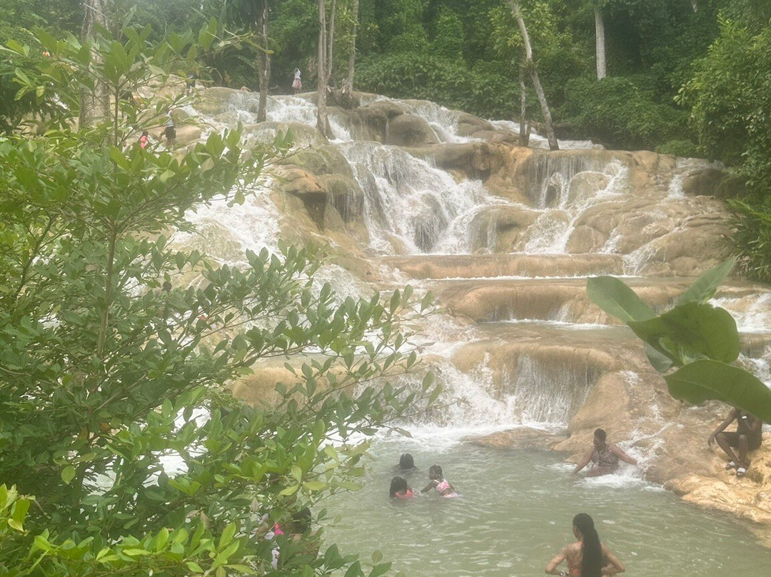 Dunn's River Falls and Park-奥乔里奥斯必去景点