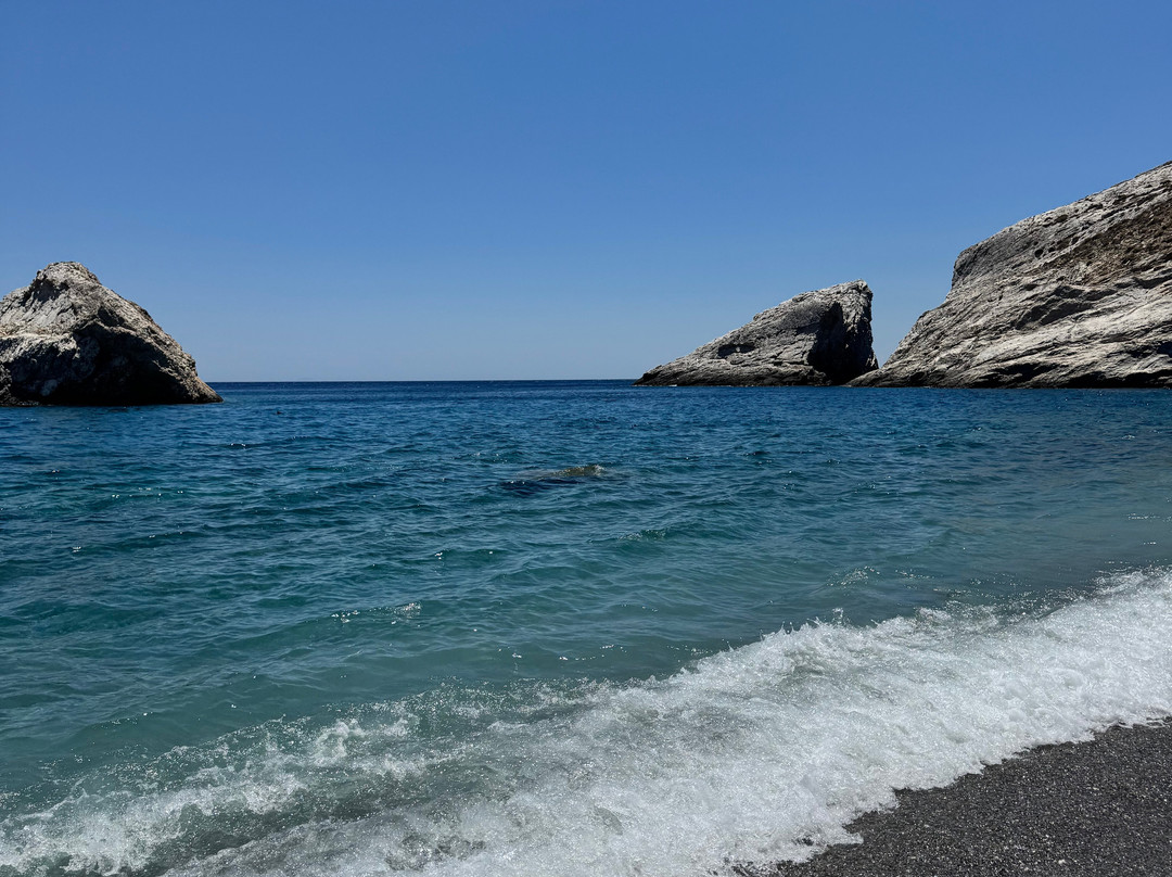 Katergo Beach-Folegandros必去景点
